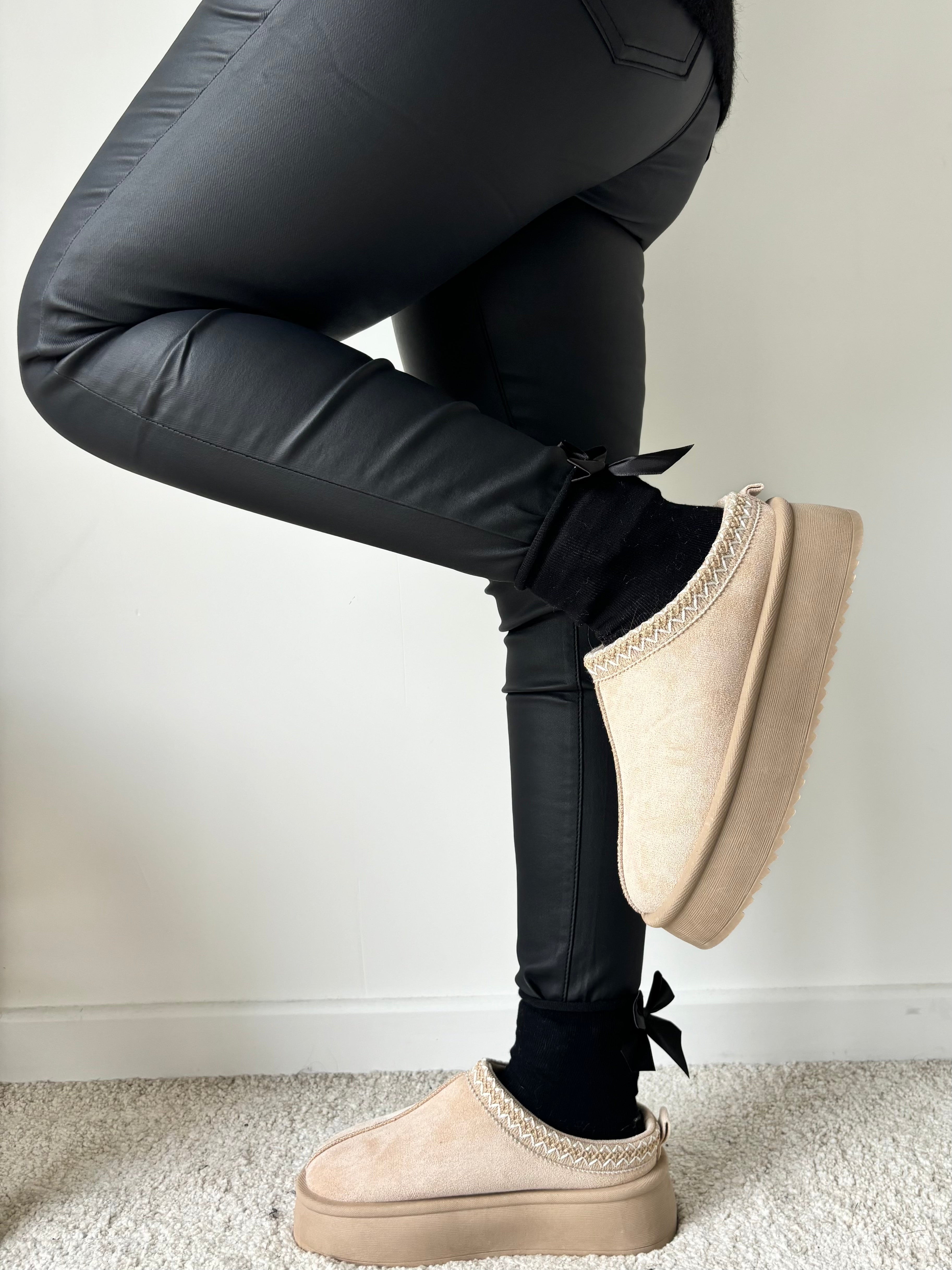 Chaussures UGLY - beige