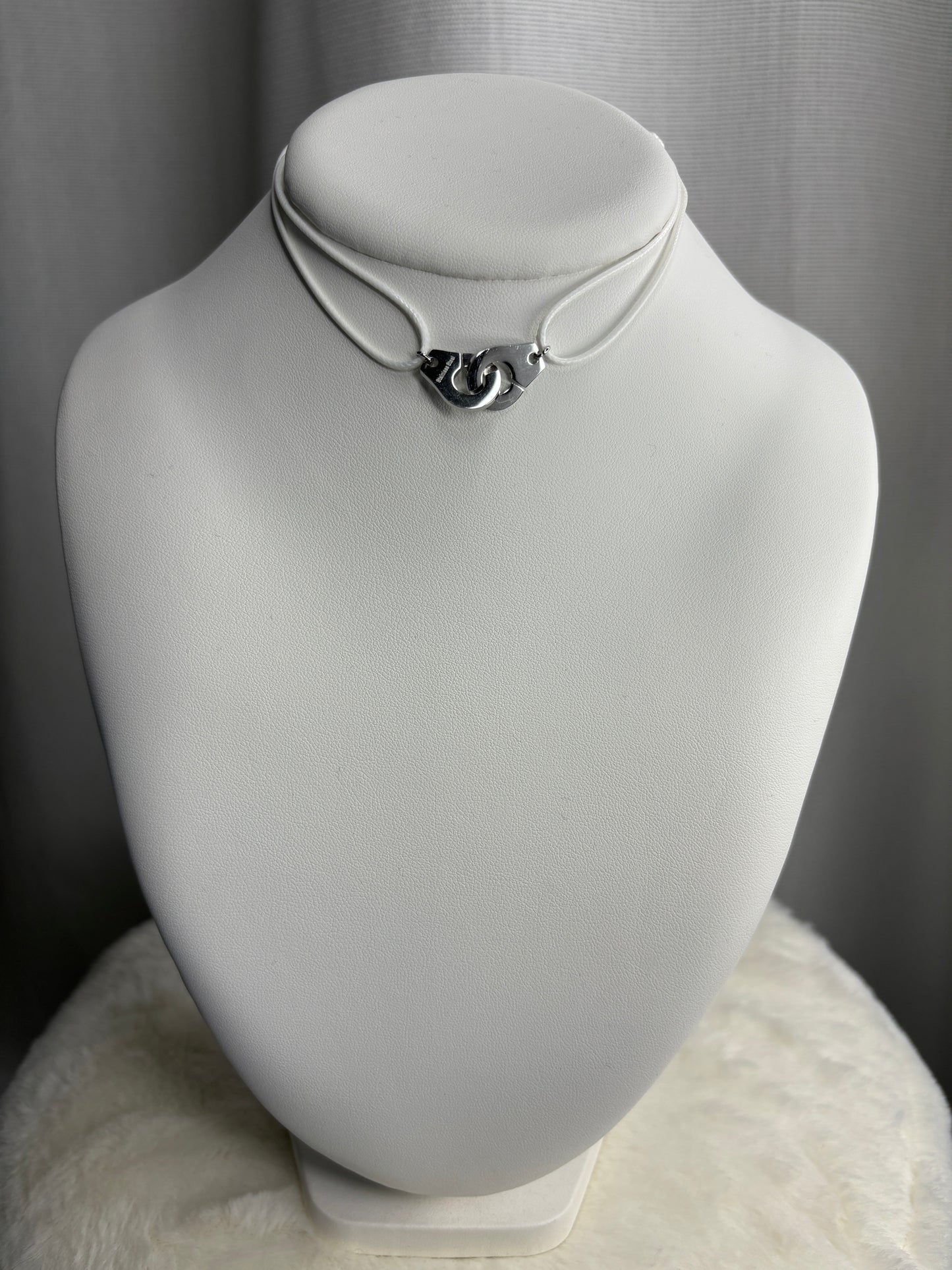 Collier Menottes Blanc Argenté