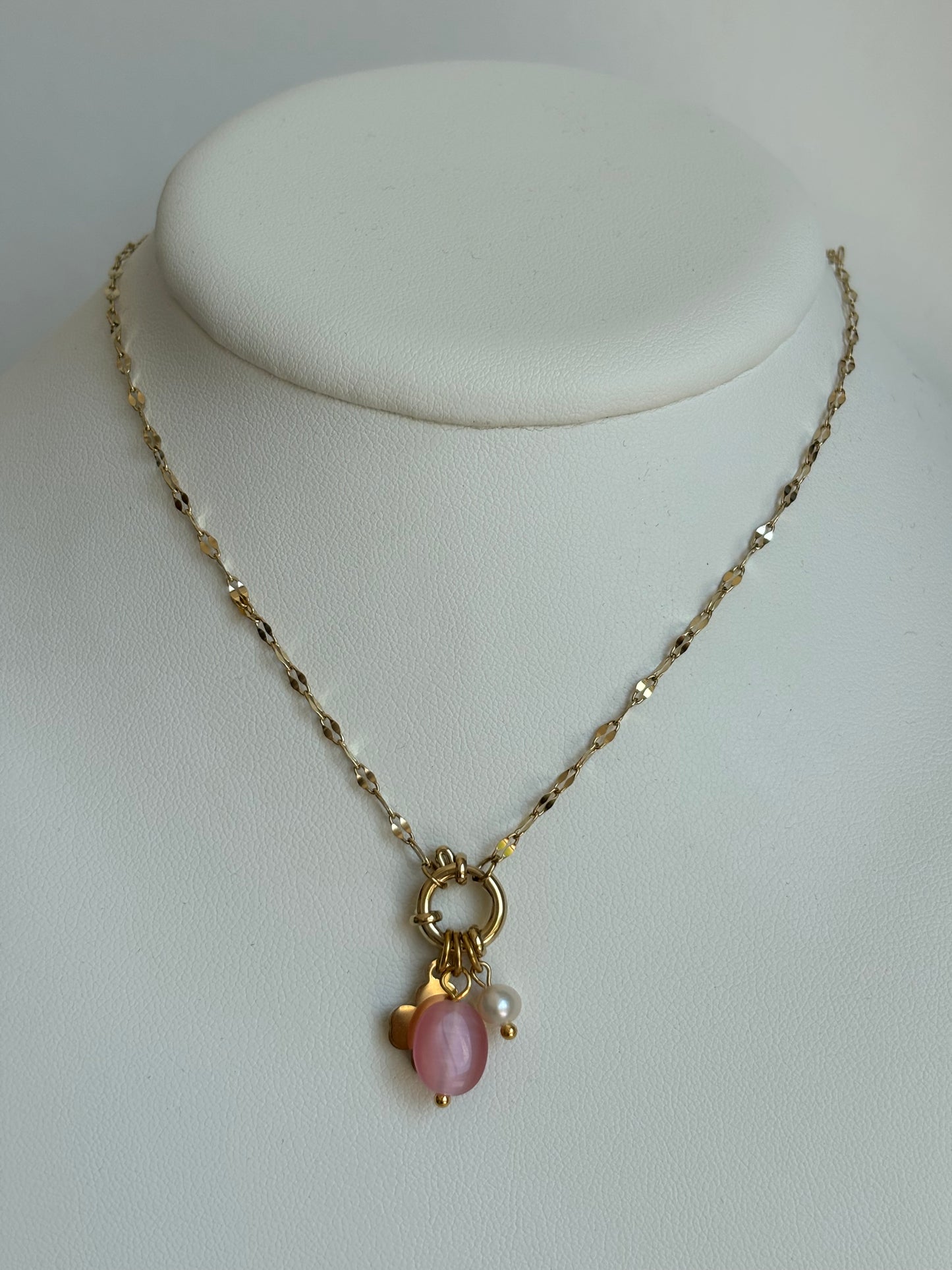 Collier pendentif rose Lucie