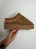 Chaussures UGLY - camel moumoute
