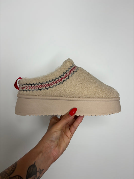 Chaussures UGLY - beige moumoute