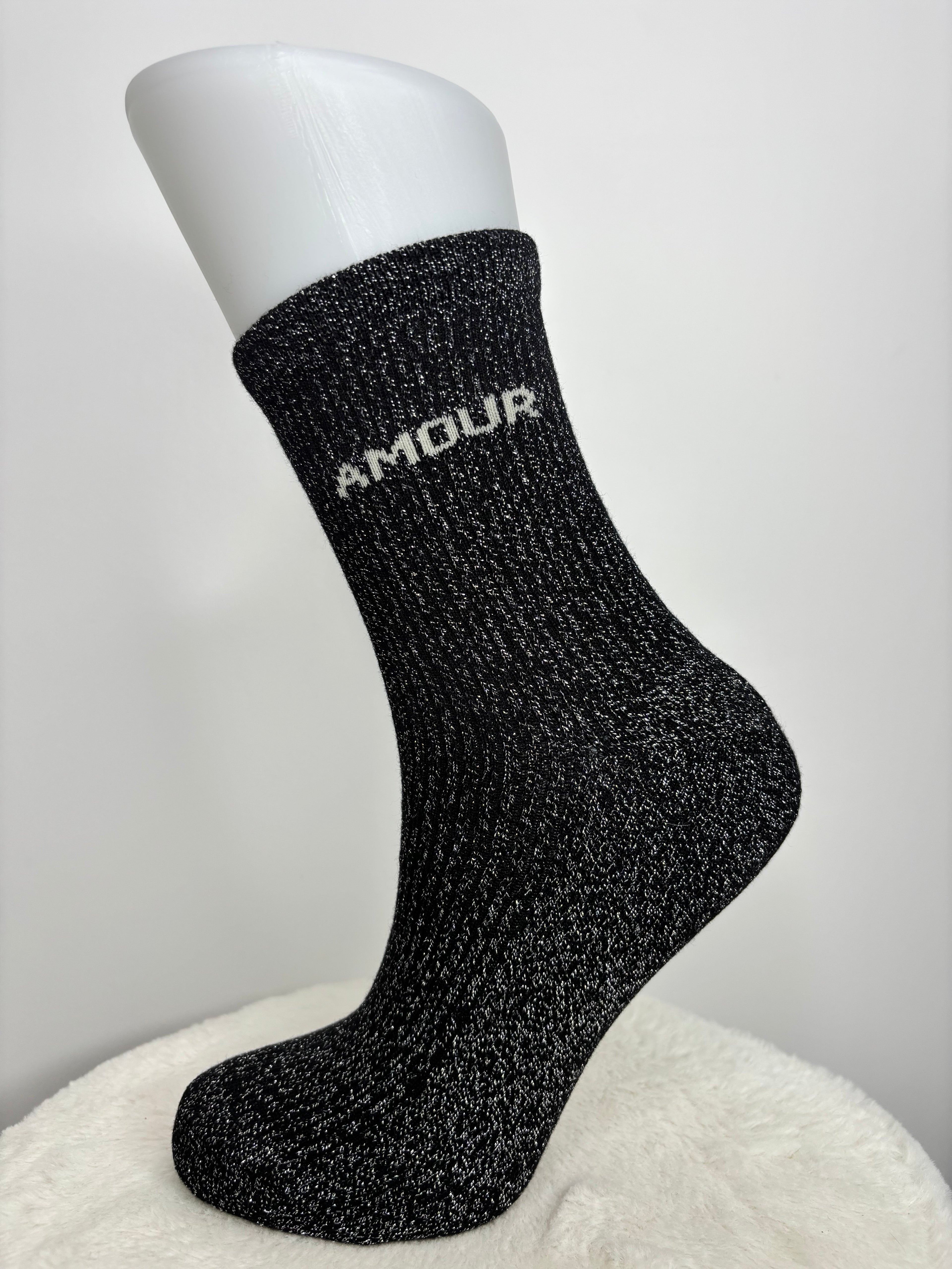 Chaussettes « AMOUR » - plusieurs coloris